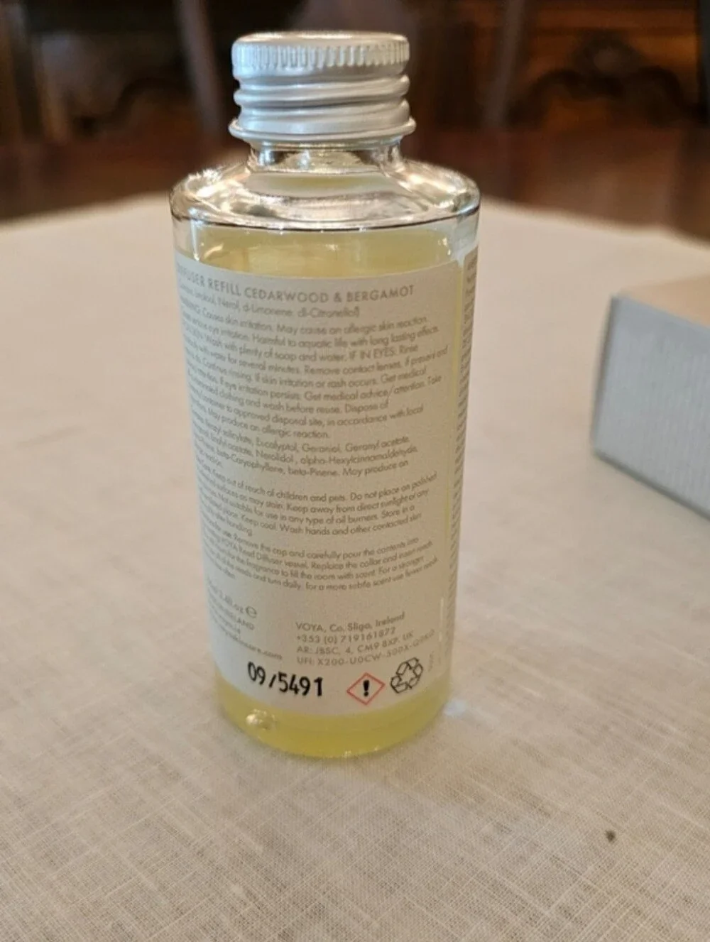 VOYA Oh So Scented Reed Diffuser Refill - Cedarwood & Bergamot 100ml / 3.4 oz NI